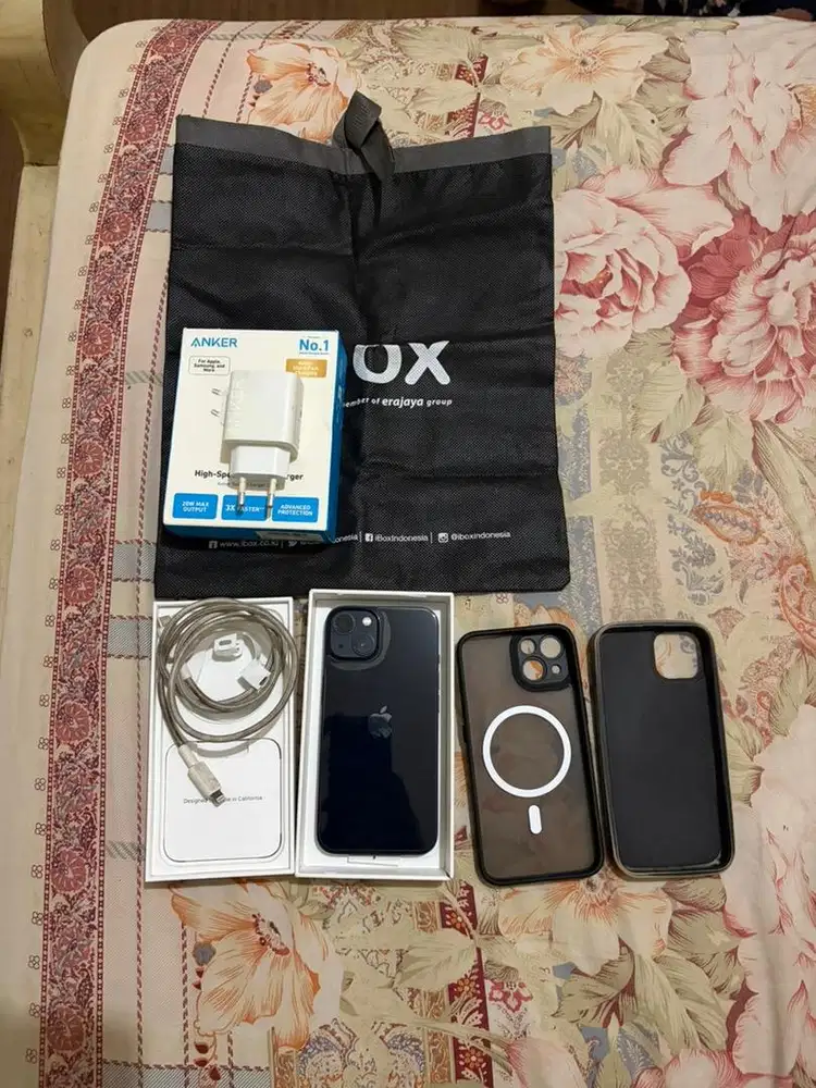 iPhone 13 128GB Midnight Ex iBox Mulus + Battery Genuine Baru