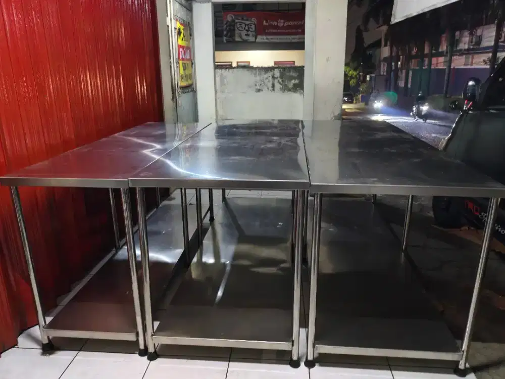 barang ex cafe resto meja stainless,sink meja kursi cafe freezer