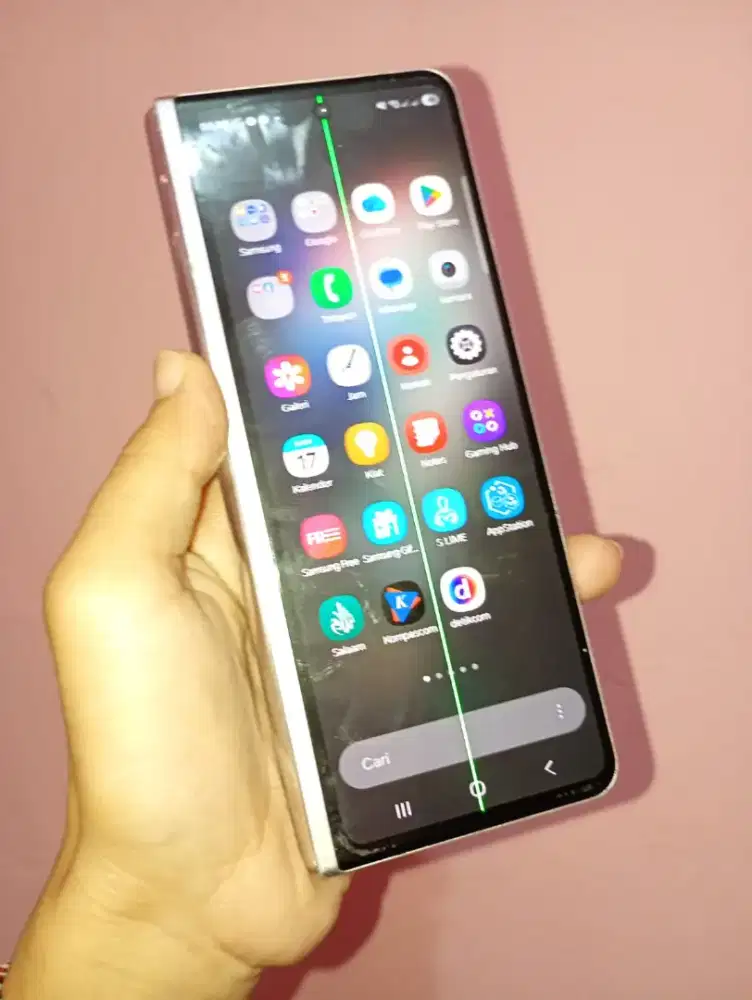 Samsung Z fold 3 minus