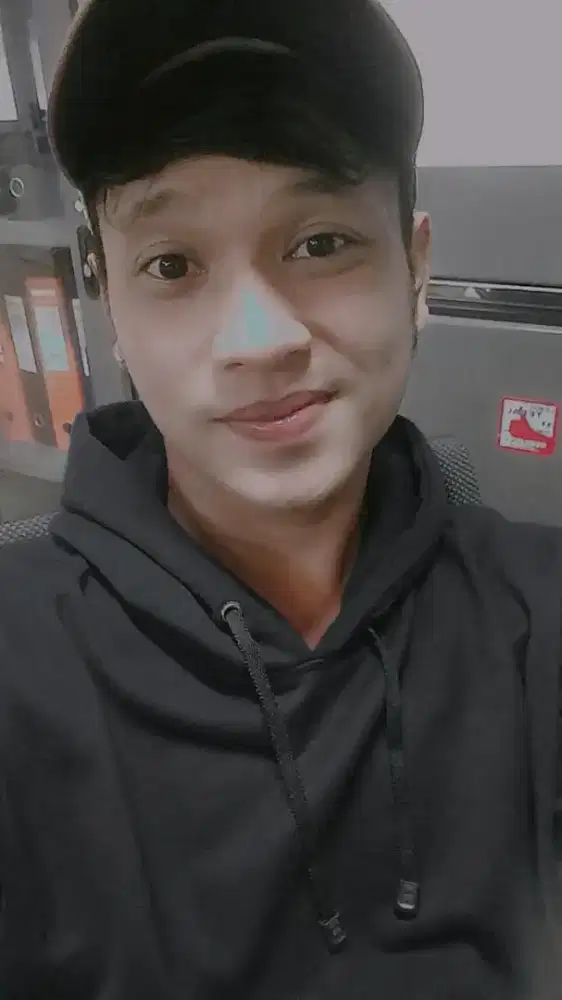 Cari lowongan kerja,modal ktp