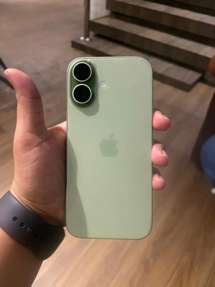 iphone 17 Sage 256 Ibox garansi masih on