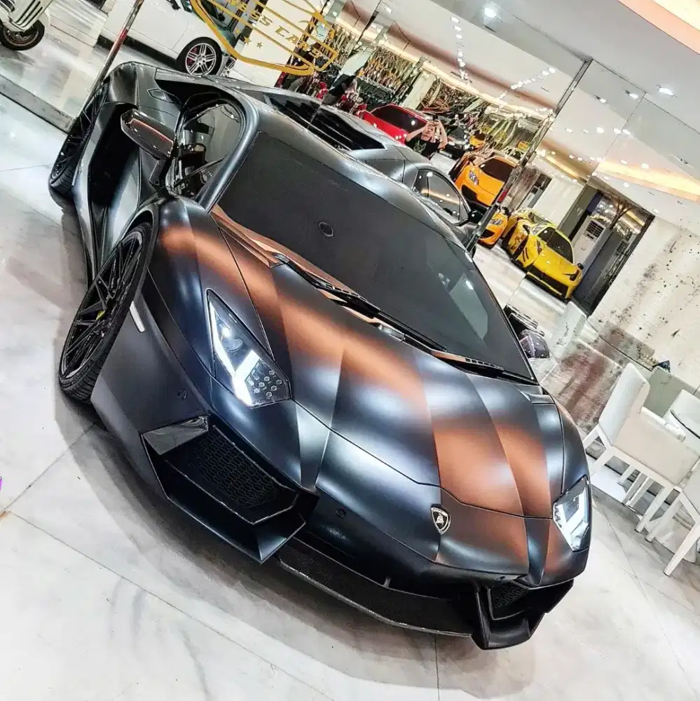 Lamborghini AVENTADOR 2014
