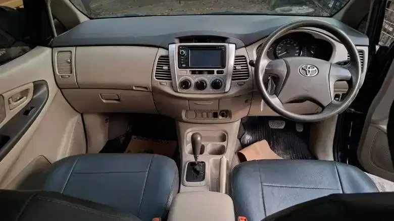 kijang grand innova G 2013 Matic
