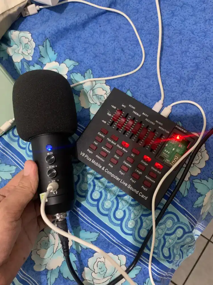 Paket Mic Condenser NYK Nemesis Trident + Sound Card V8 Plus