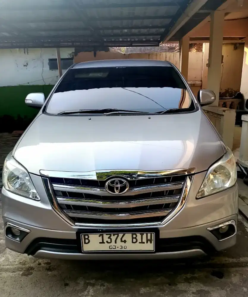 Innova V 2.5 diesel 2015 matic