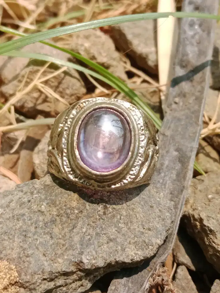 Natural Color Change Star Safir Kashmir
