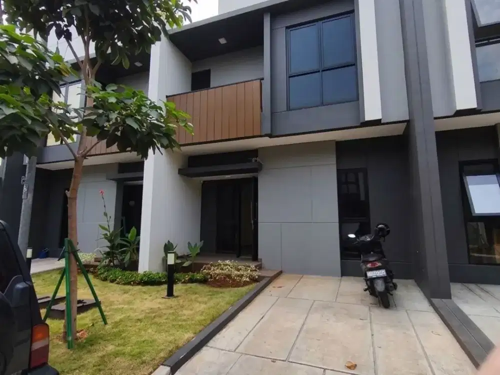 Jual Rumah Summarecon Crown Gading Cluster Regia