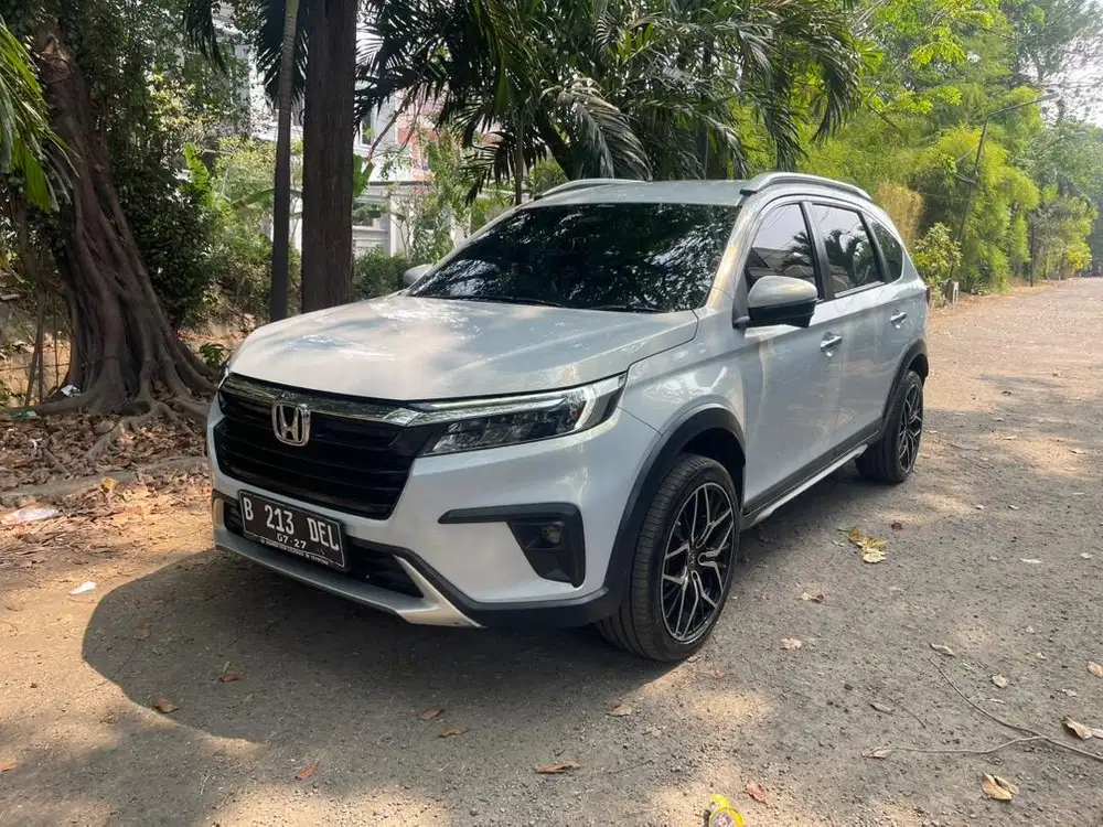HONDA ALL NEW BR-V 1.5 PRESTIGE SENSING CVT 2022