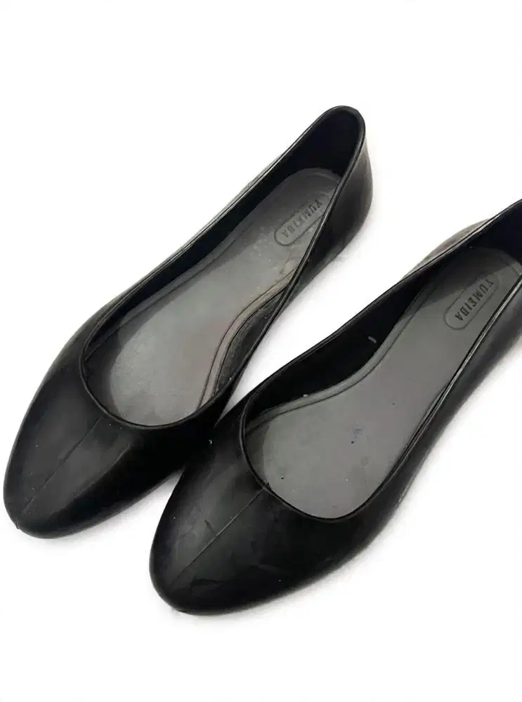 FLAT SHOES HITAM SIZE 39 - 70 rb aja - Cakung