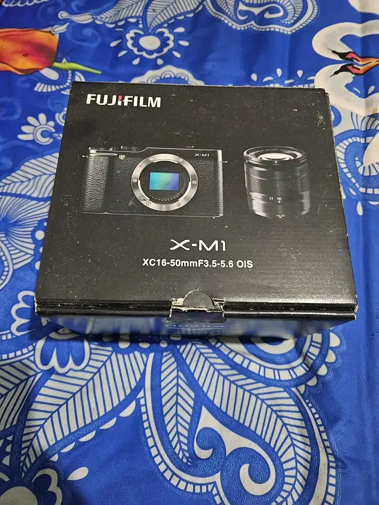 Fujifilm XM1 Kit 16-50mm