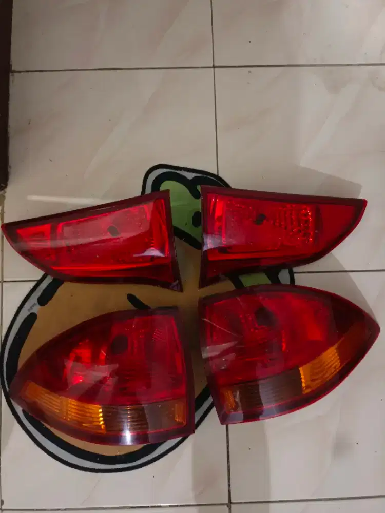 StopLamp Pajero sport 2012