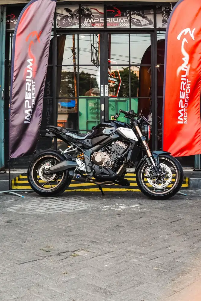 HONDA CB 650 R 2022 | FULL PAPER | LOW ODO