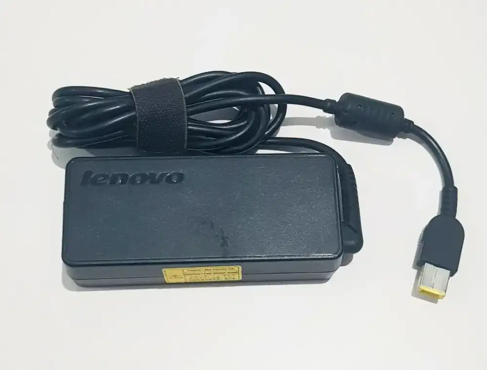 Adaptor Charger Laptop Lenovo Model ADLX65NLC3A 20V 3.25A 65W