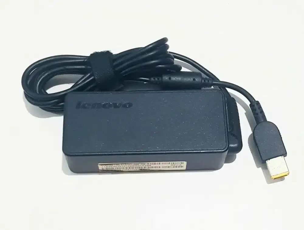 Adaptor Charger Laptop Lenovo Model ADLX45NCC3A 20V 2.25A 45W