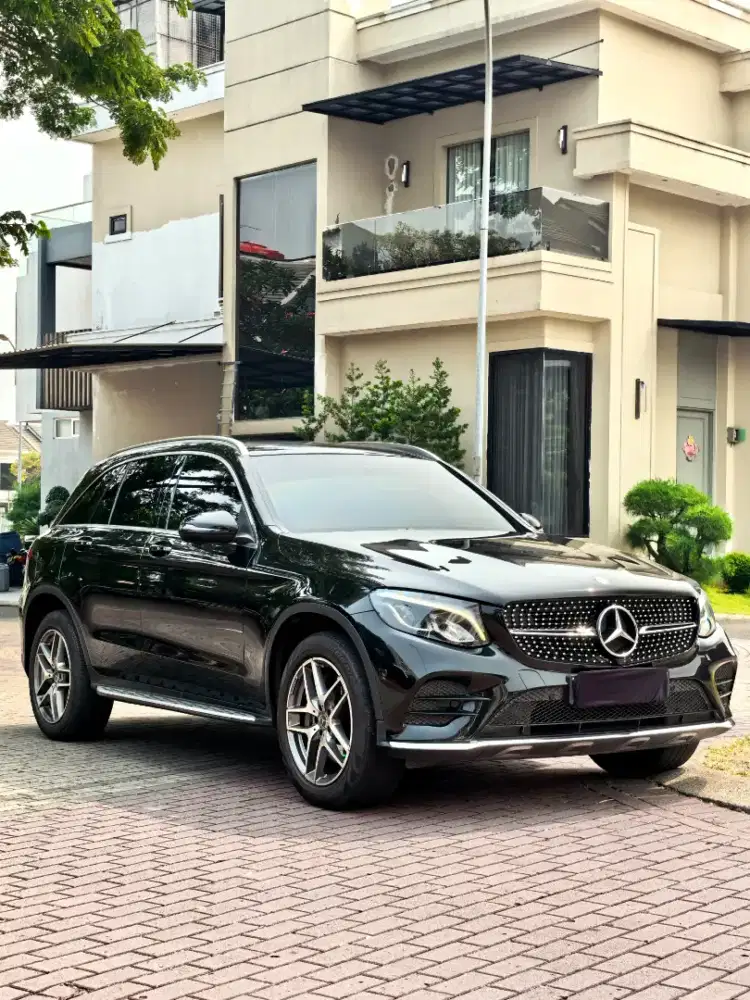 [Cash] Mercedes Benz GLC200 AMG