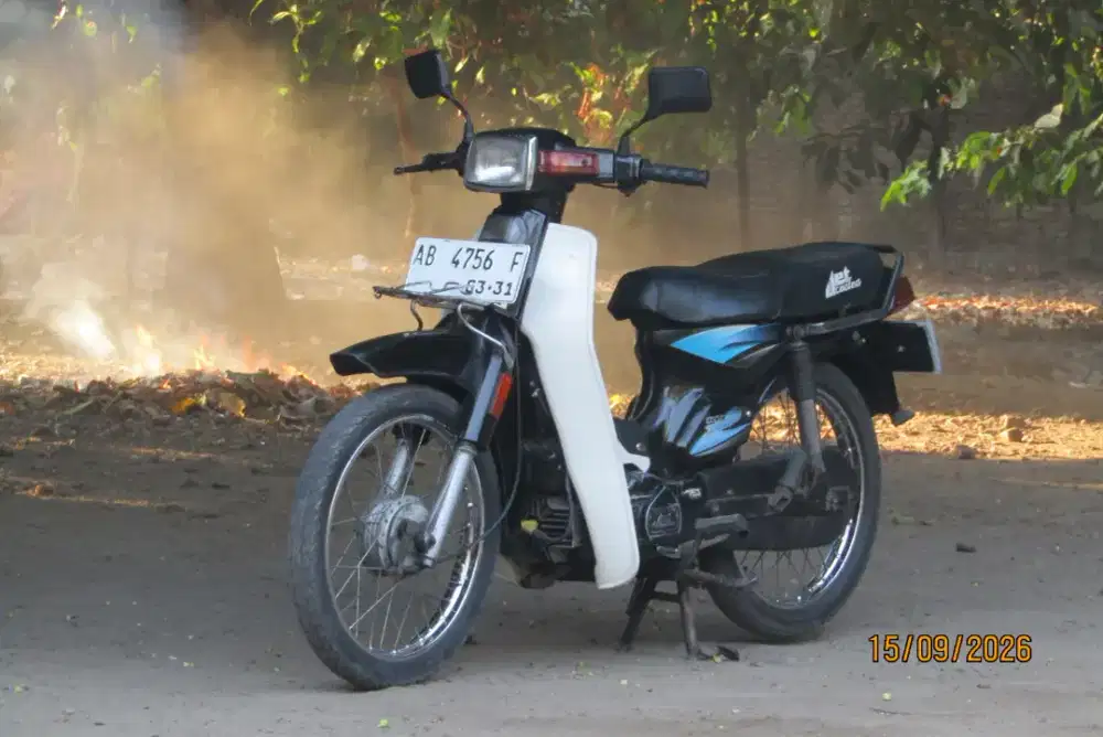 Suzuki black bravo 2001