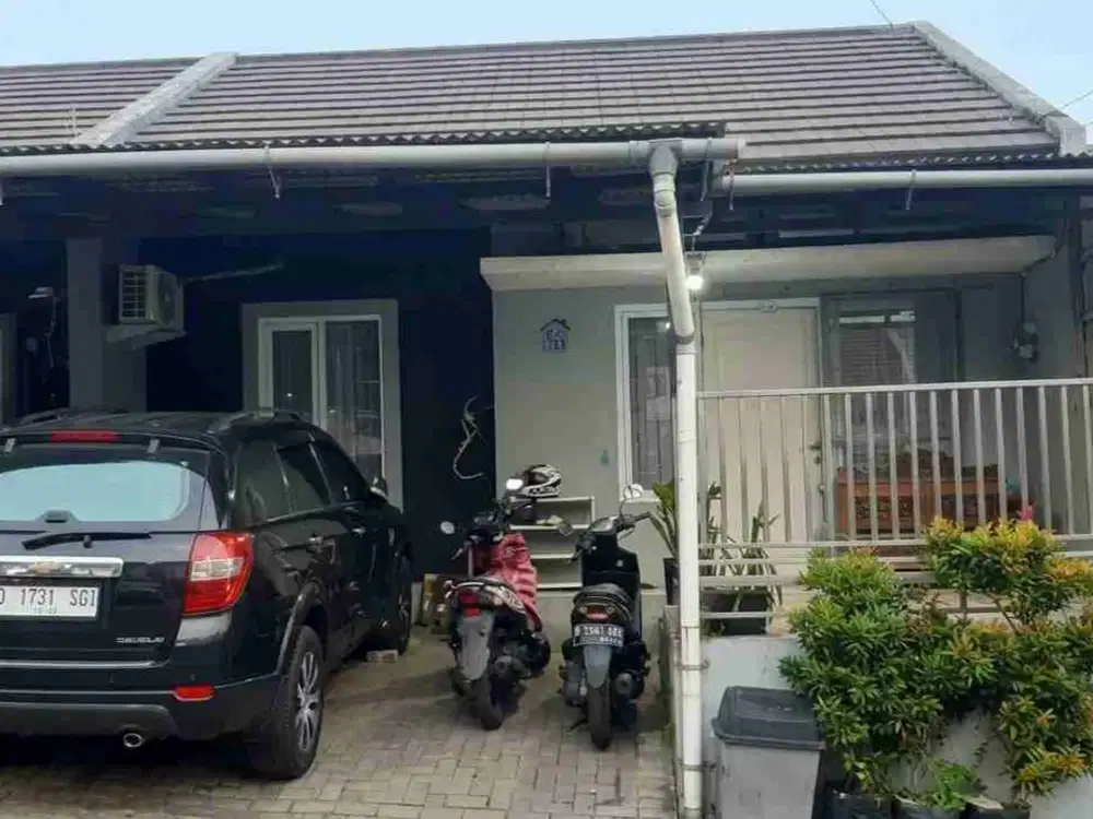Rumah asri terawat di Bumi Parahyangan Cimahi