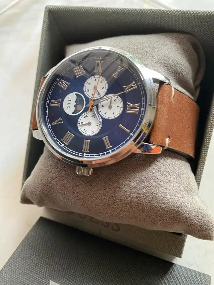 Jam tangan original Guess delancy