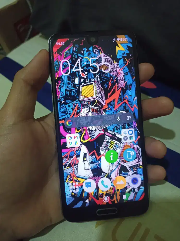 SHARP AQUOS R2 4/64 WIFI ONLY