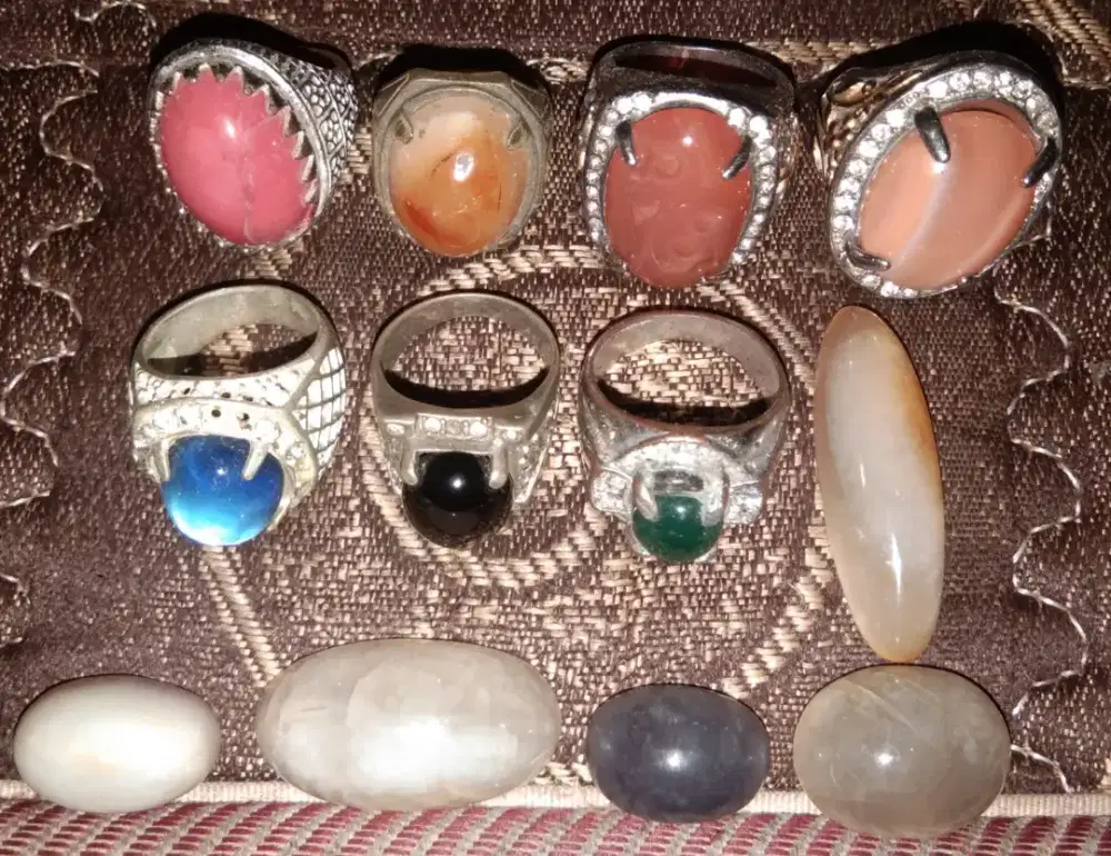 Dijual batu cincin borongin aja semua no ECER/keteng
