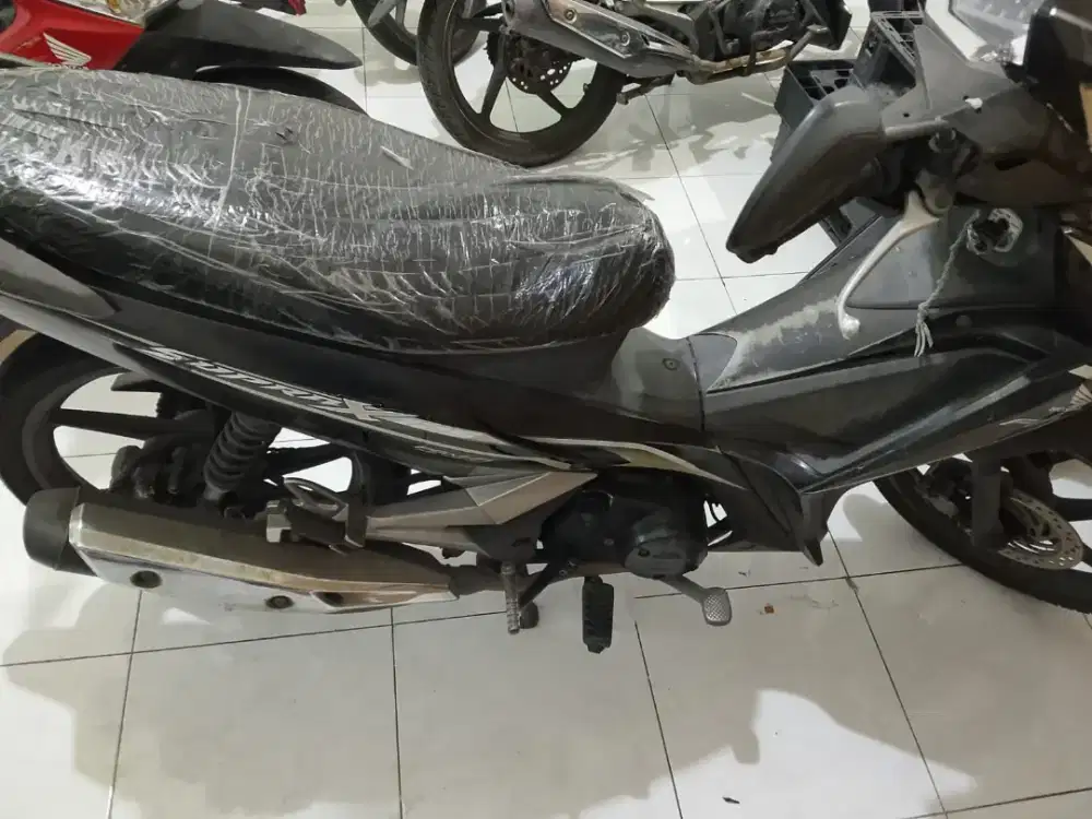 Honda Supra X 125 FI Surat Lengkap Mesin Bagus Siap Pakai
