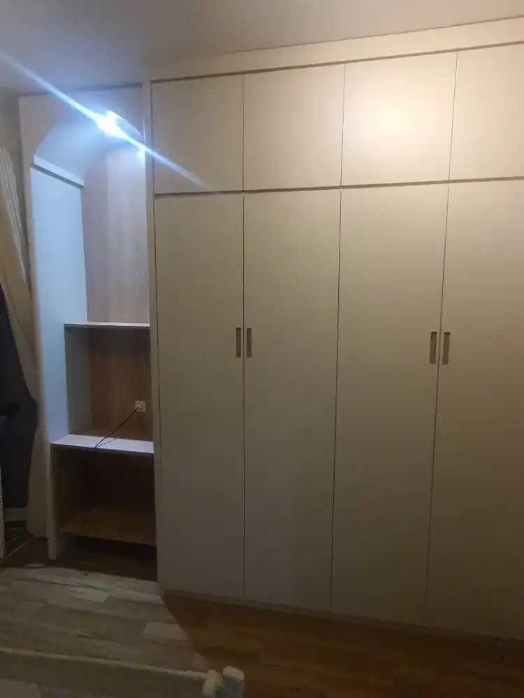 Furniture custom kitchenset lemari wallpanel freedesain murmer
