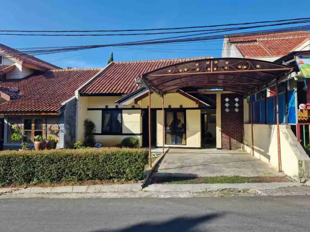 Dijual Cepat Rumah minimalis  Semi Furnished di Komplek Cipageran Kota Cimahi