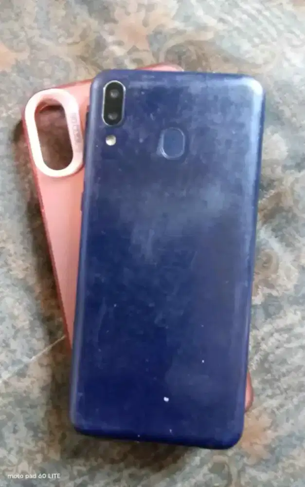 Samsung m20 (3/32gb)