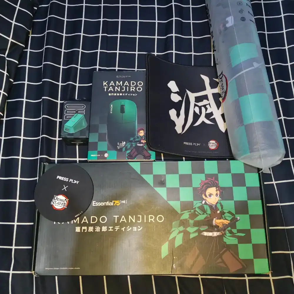 Press Play X Demon Slayer Essential75 Tanjiro Edition keyboard & mouse