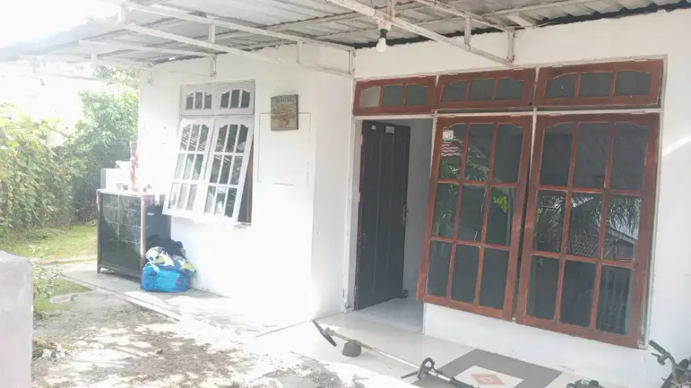 DIJUAL RUMAH SIAP HUNI & STRATEGIS DI WAYAME AMBON