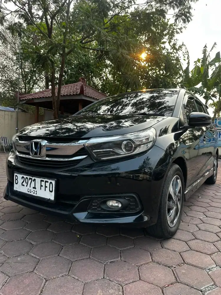 Bismillah dijual honda mobilio 2020 matic type e bagus banget