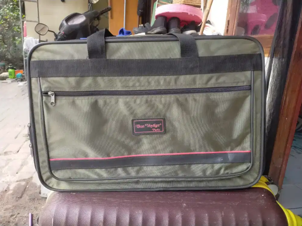 tas travel jinjing Bon Voyage Paris.