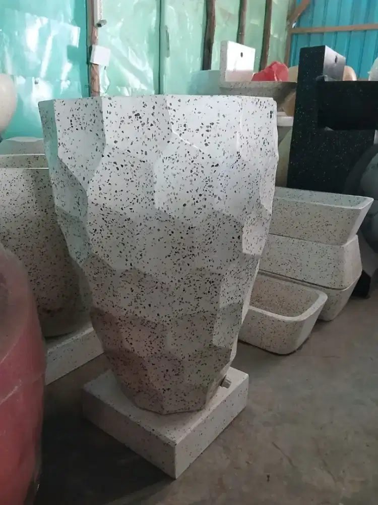 Bak mandi teraso marmer