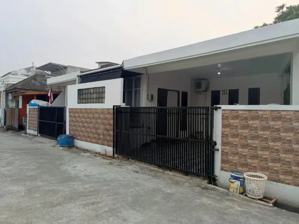 JUAL RUMAH GANDENG DI TENGAH KOTA