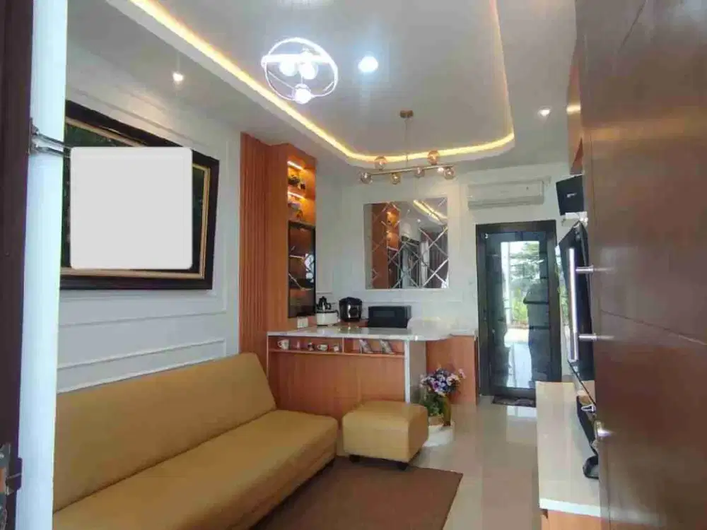 Di jual cepat rumah di taman Azalea Green Lake View