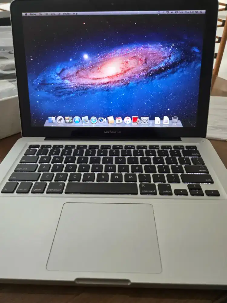 Laptop macbook pro i5