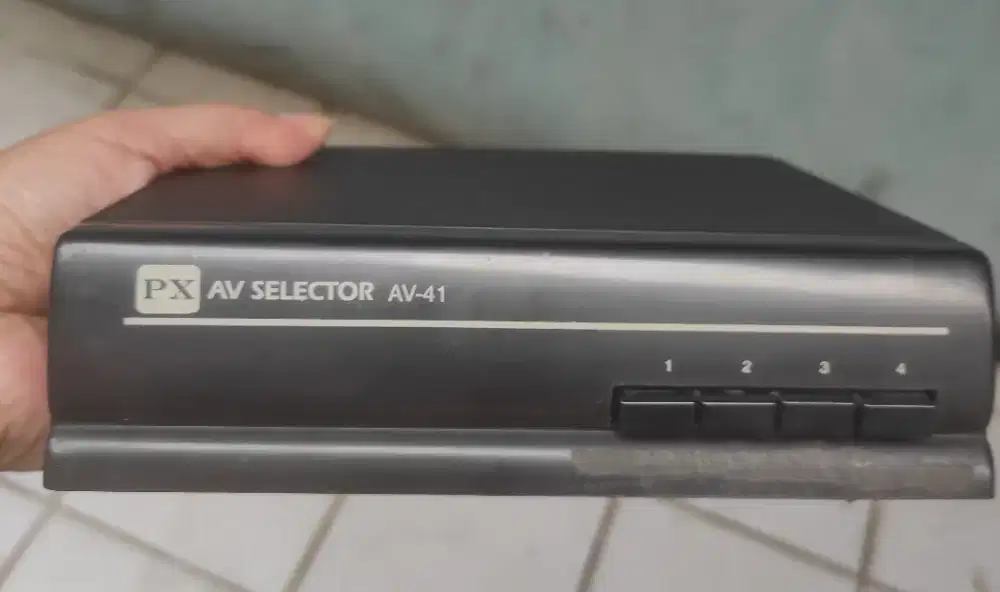 AV selector untuk TV & audio