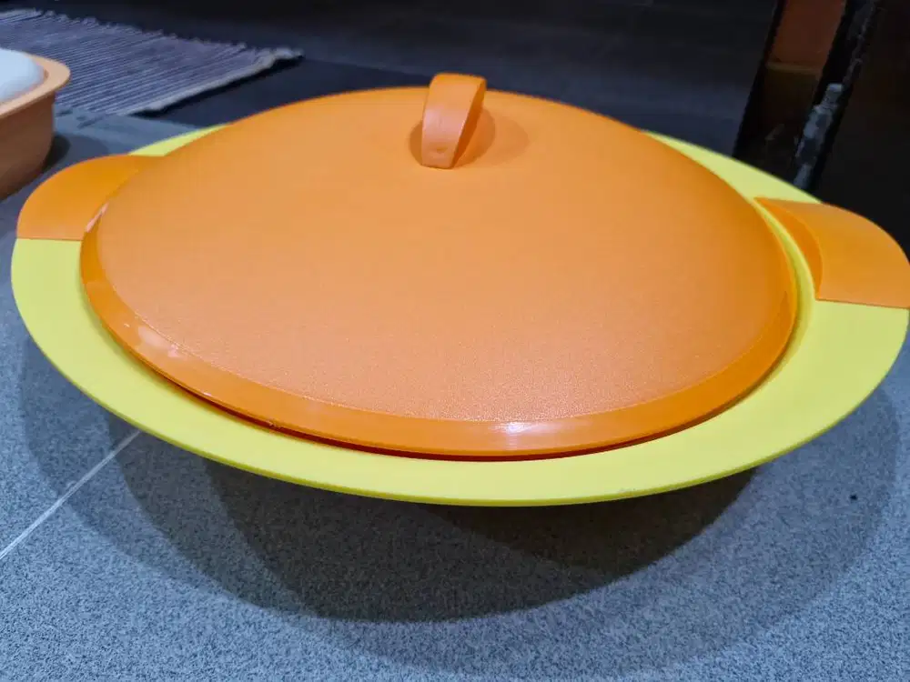 Tupperware preloved legacy kuning oren 2 buah uk besar