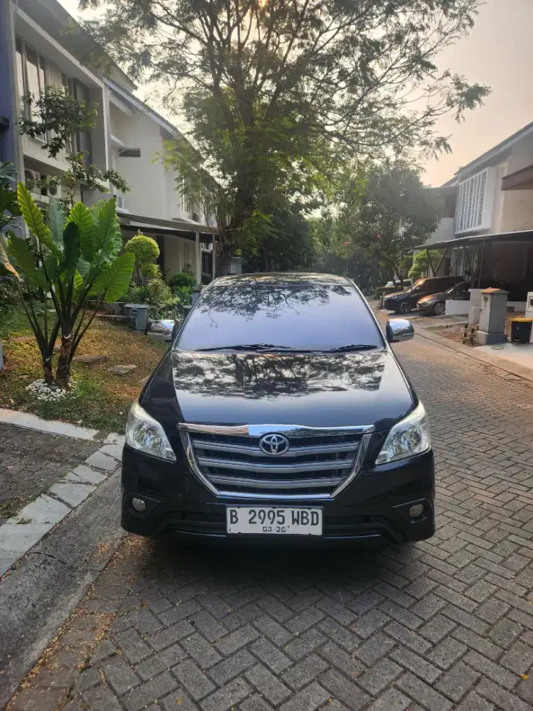 Kijang Innova G Matic 2013