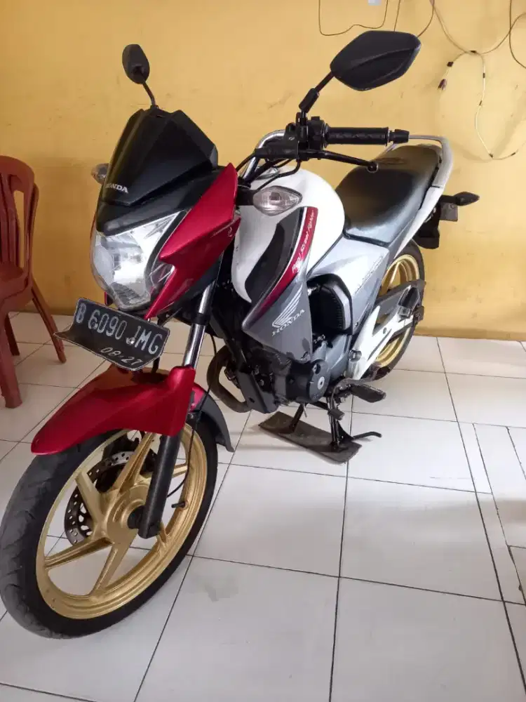 Honda mega pro 2012
