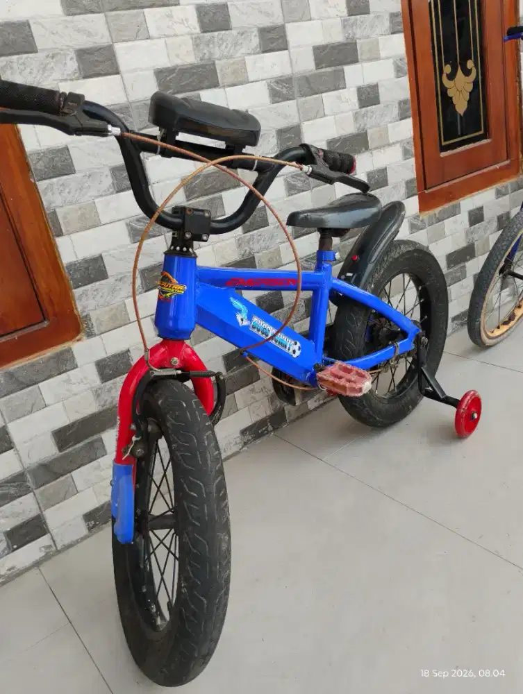 Sepeda BMX anak ukuran 16
