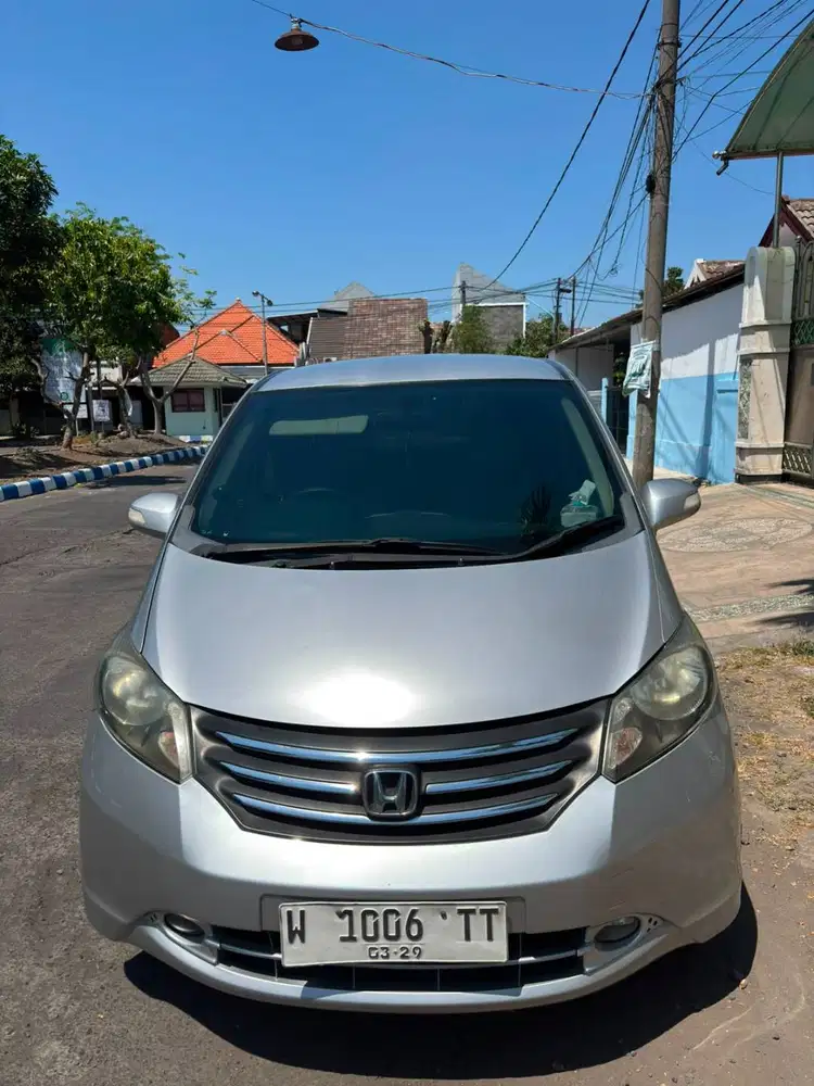 Honda Freed Automatic PSD 2011