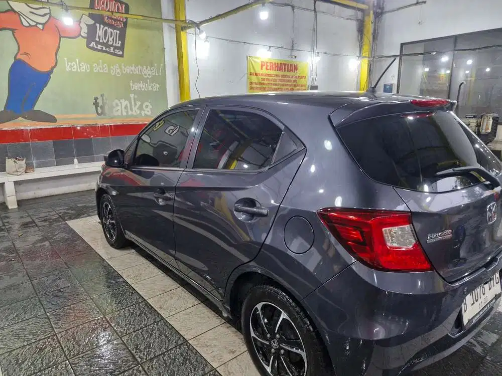 Honda Brio Bensin E  A/T 2025