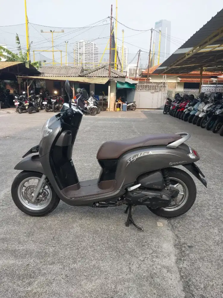 Dijual honda scoopy 2020