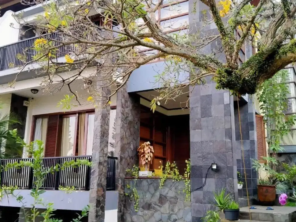 Rumah Mewah dalam Resort Dago Pakar Bandung View Kota Terbaik
