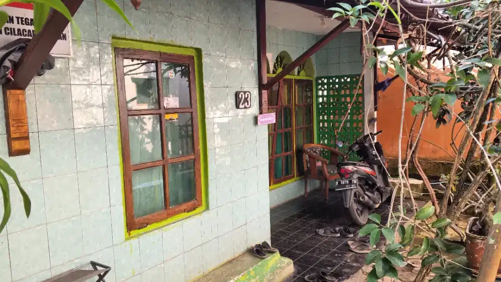 Dijual rumah milik sendiri. Lokasi cukup strategis dekat masjid