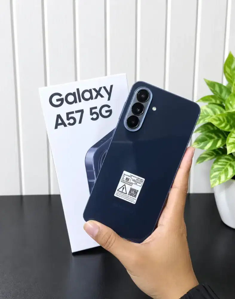 Samsung A57 5G 8/128 GB Like New
