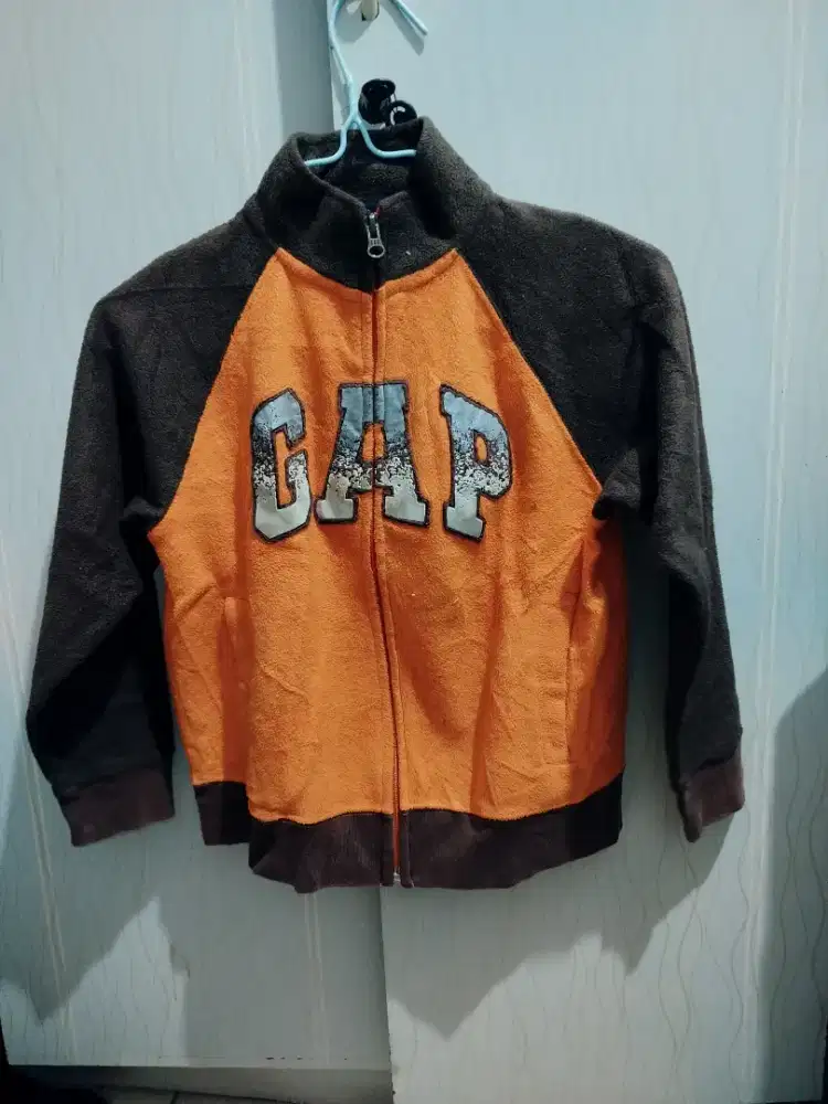 Jaket sweaters tebal GAp kids size 5--8thn second