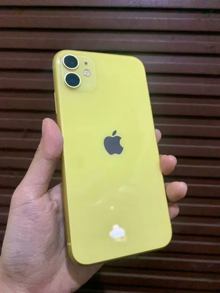 iPhone 11 64GB bypass WiFi Fullset Mulus