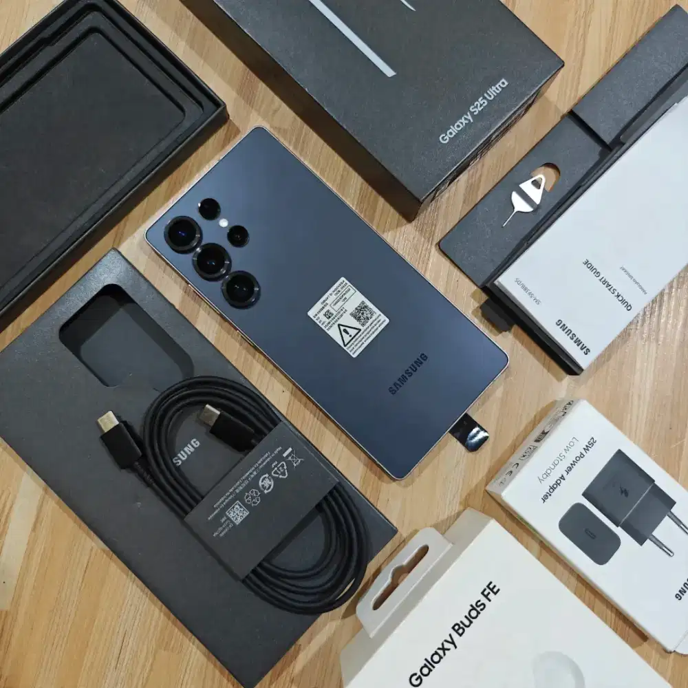 Samsung Galaxy S25 Ultra 12/256 SEIN Fullset
